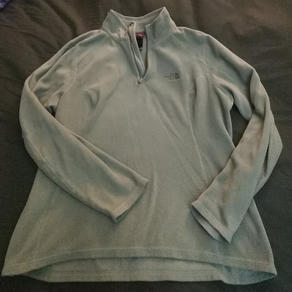 North face sweater
